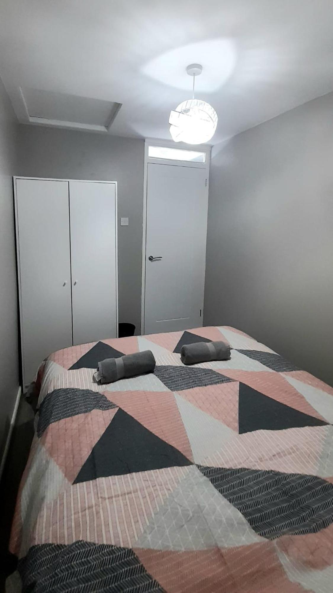 293 Holiday Home- Free On Site Parking Belfast Luaran gambar
